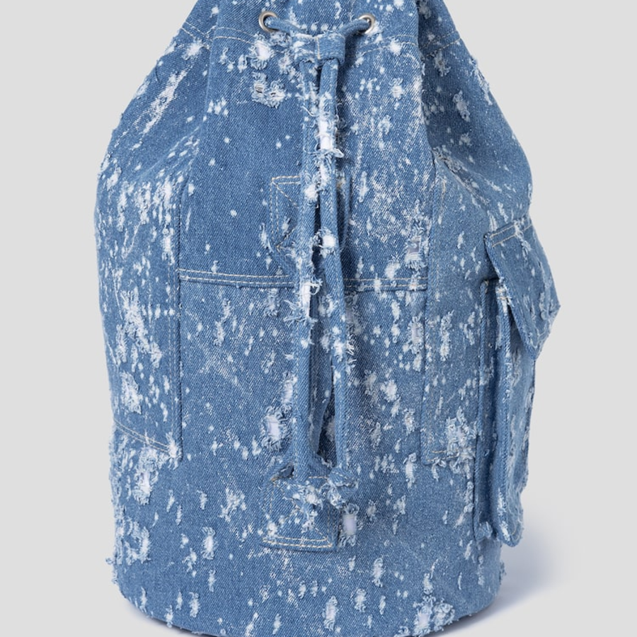JUUN.J [CORE] Damaged Denim Duffel Bag – Sky Blue