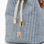 TOMMY HILFIGER [Official Headquarters] Premium Beach Bucket Bag