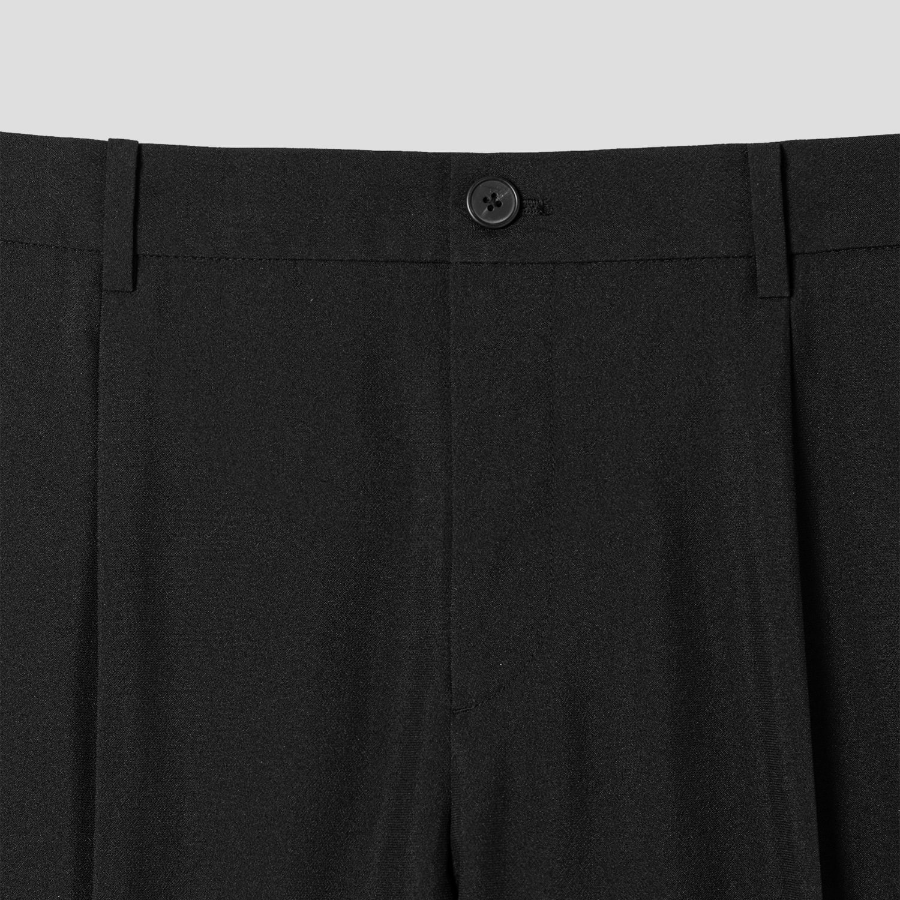 8 seconds Lightweight Basic Semi Wide-Fit Slacks — Black