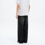 8 seconds Lightweight Essential Wide-Fit Denim — Black