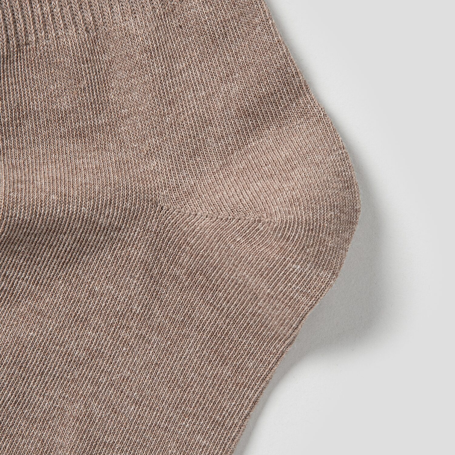 8 seconds Mid-Length Solid Socks — Brown