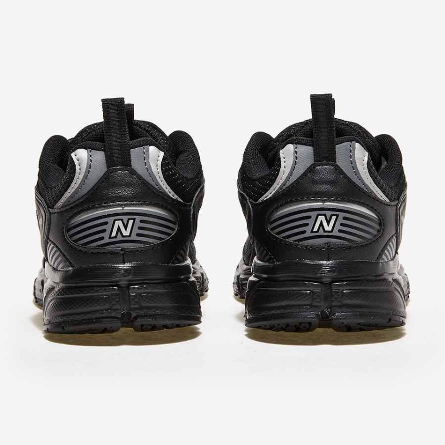 New Balance ML408K