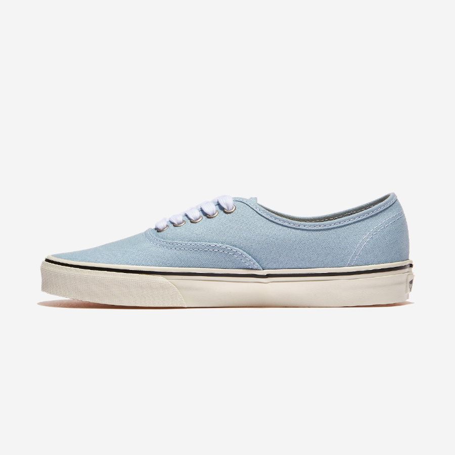 Vans AUTHENTIC