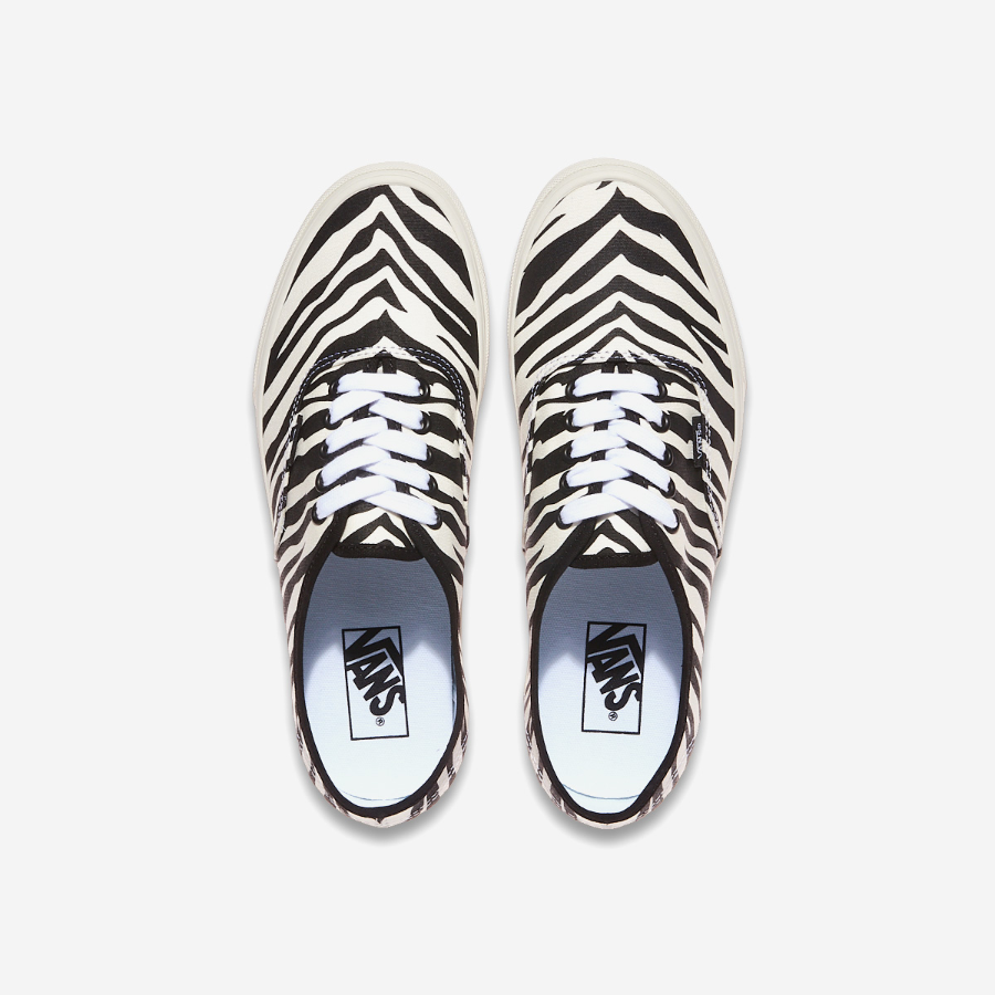 Vans AUTHENTIC