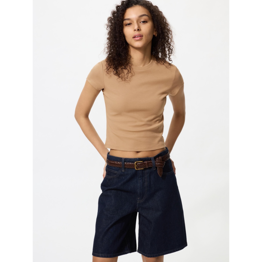 UNIQLO Mini T — укороченная женская футболка