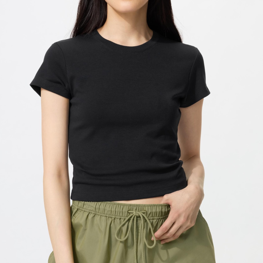 UNIQLO Mini T — укороченная женская футболка