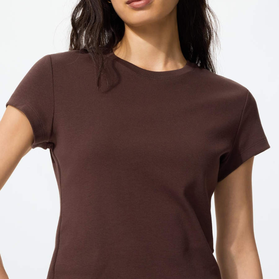 UNIQLO Mini T — укороченная женская футболка