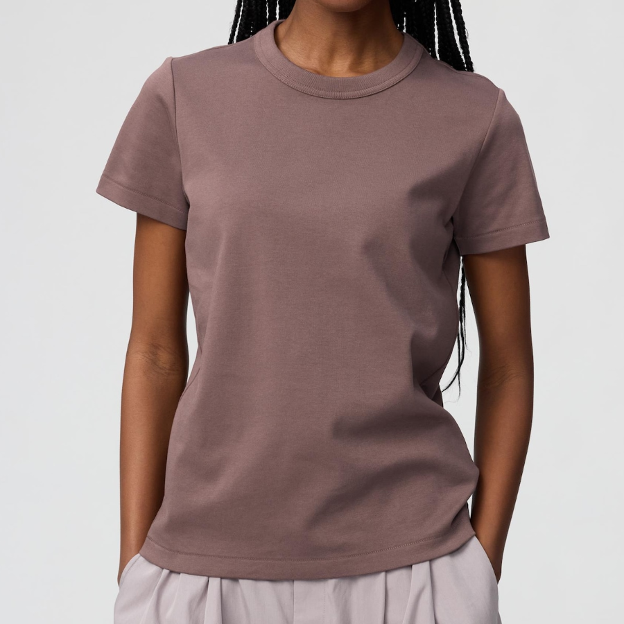 UNIQLO Crew Neck T — женская футболка