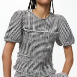UNIQLO Shirring Volume Sleeve T — женская футболка