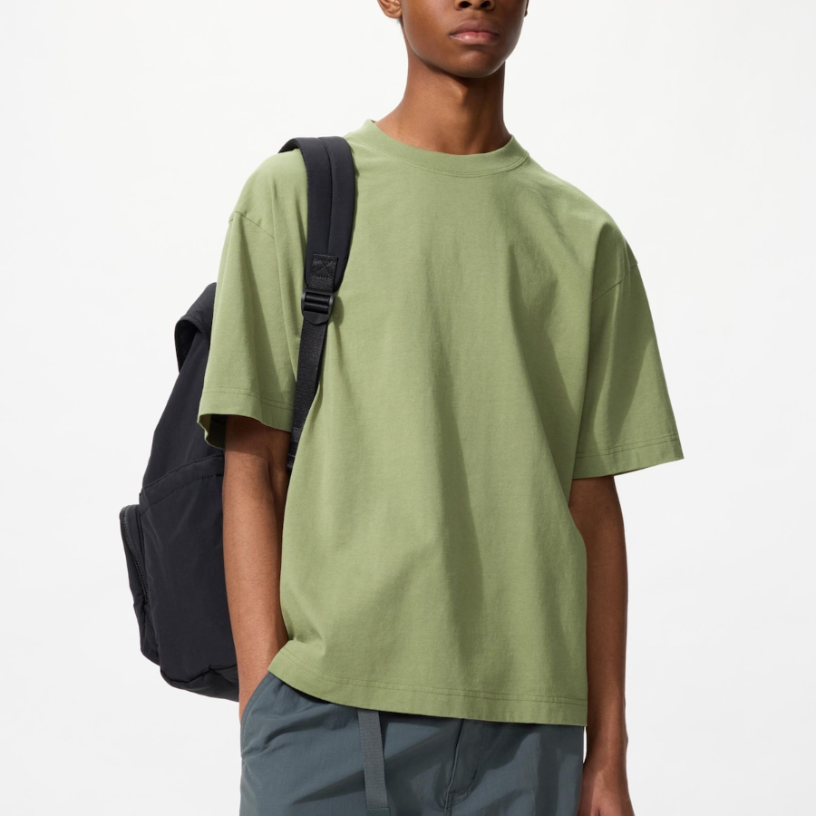 Uniqlo Oversized Cropped T