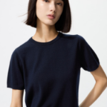Uniqlo Шерстяной свитер с круглым вырезом и короткими рукавами
