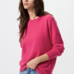 Uniqlo Кашемировый свитер с круглым вырезом