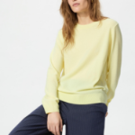 Uniqlo Кашемировый свитер с круглым вырезом
