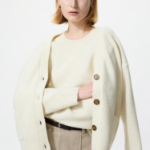 Uniqlo Свитер из пряжи «суфле» с круглым вырезом