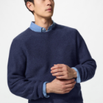 Uniqlo Свитер 3D с круглым вырезом
