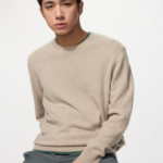 Uniqlo Кашемировый джемпер с круглым вырезом