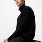 Uniqlo Кашемировый свитер с высоким воротником