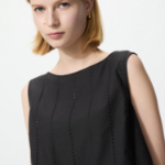 Uniqlo Блузка без рукавов с вышивкой