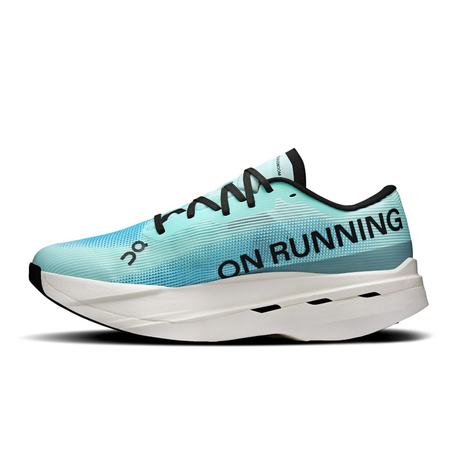 On Running Cloudboom Volt