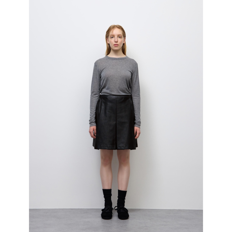 Uniqlo GU Box Pleats Skirt Fake Leather