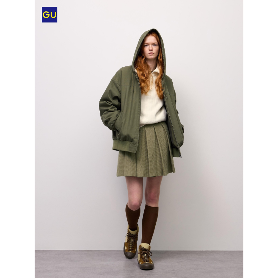 Uniqlo Knit Pleated Mini Skirt