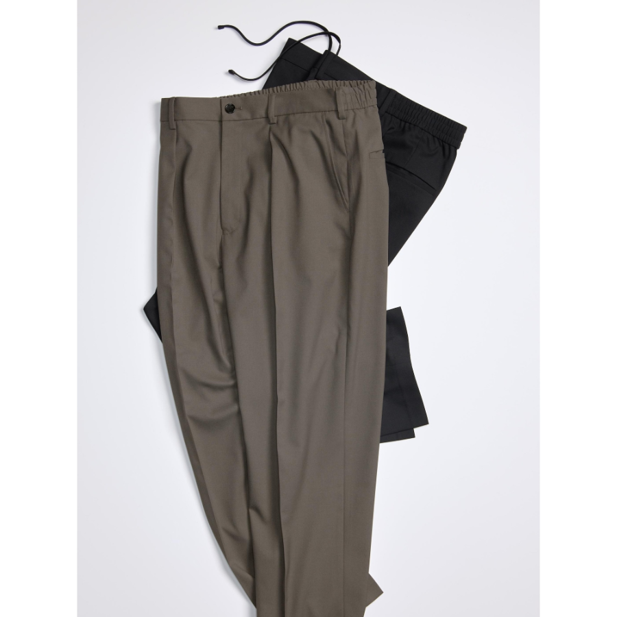 Uniqlo Tapered Pants