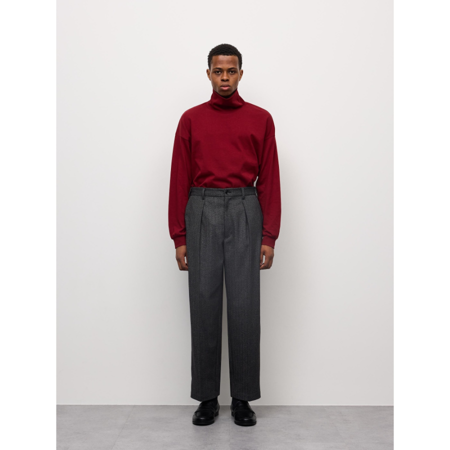 Uniqlo Tapered Pants