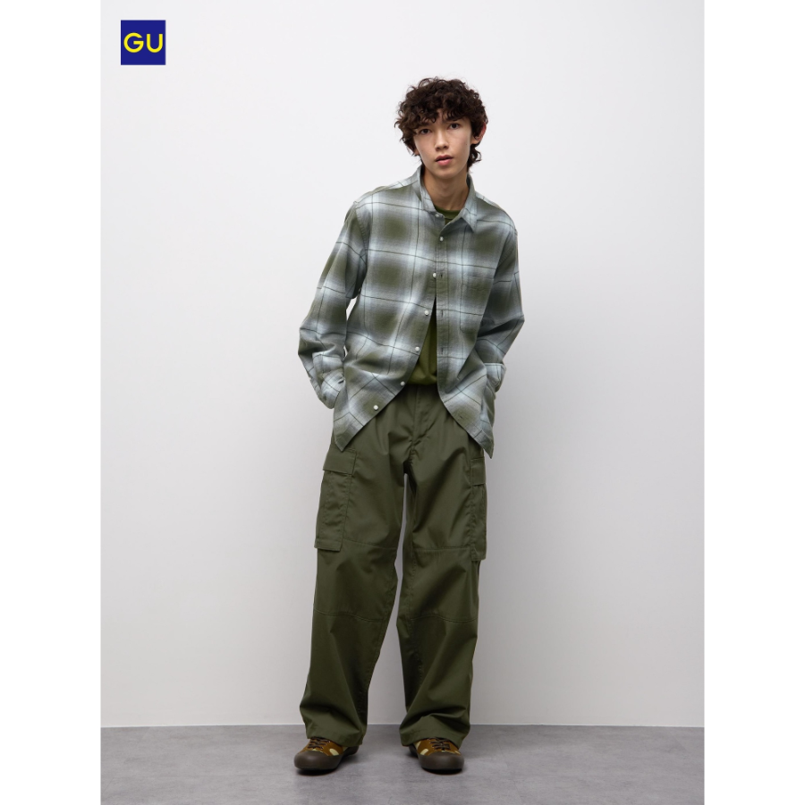 Uniqlo Wide Cargo Pants