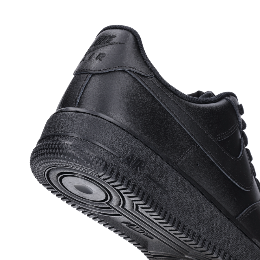 Nike Air Force 1 '07 Low Triple Black