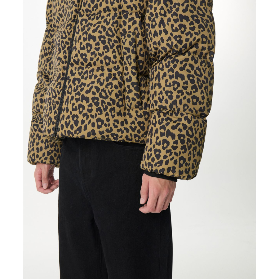 Musinsa Standard Rohongchul Collaboration Lucky Guy Leopard Short Padding Jacket Beige