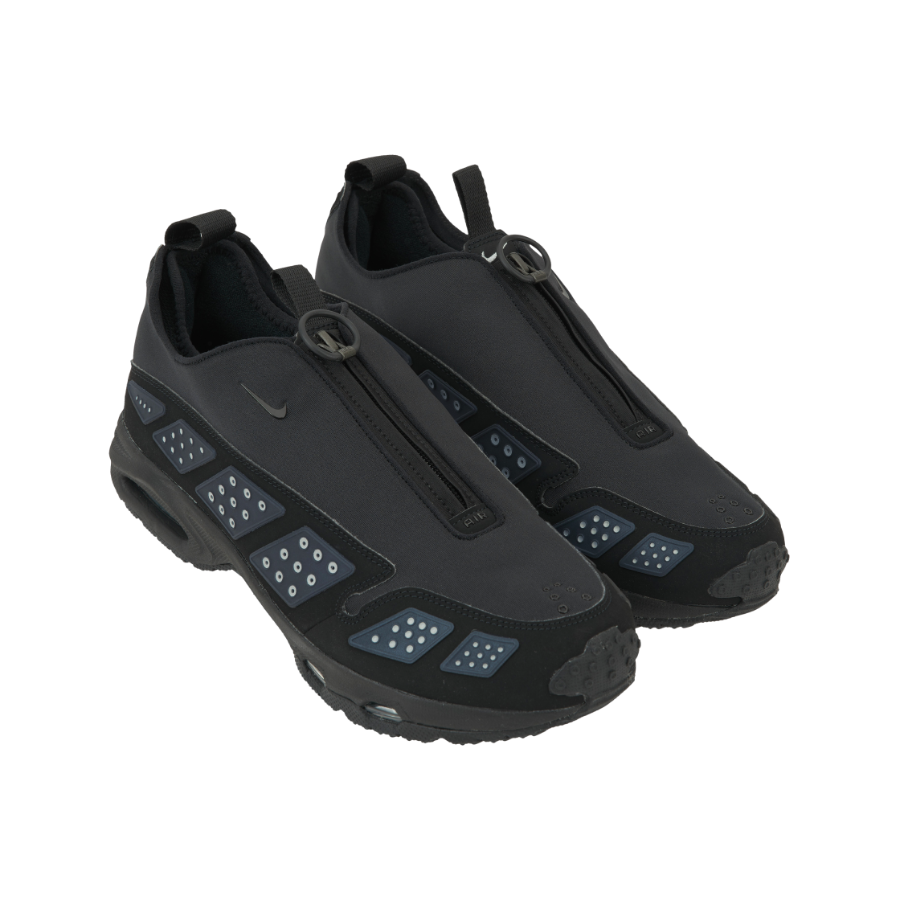 (W) Nike Air Max SNDR Black and Silver
