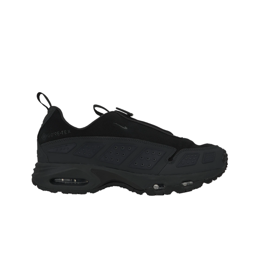 (W) Nike Air Max SNDR Gore-Tex Black and Dark Smoke Grey