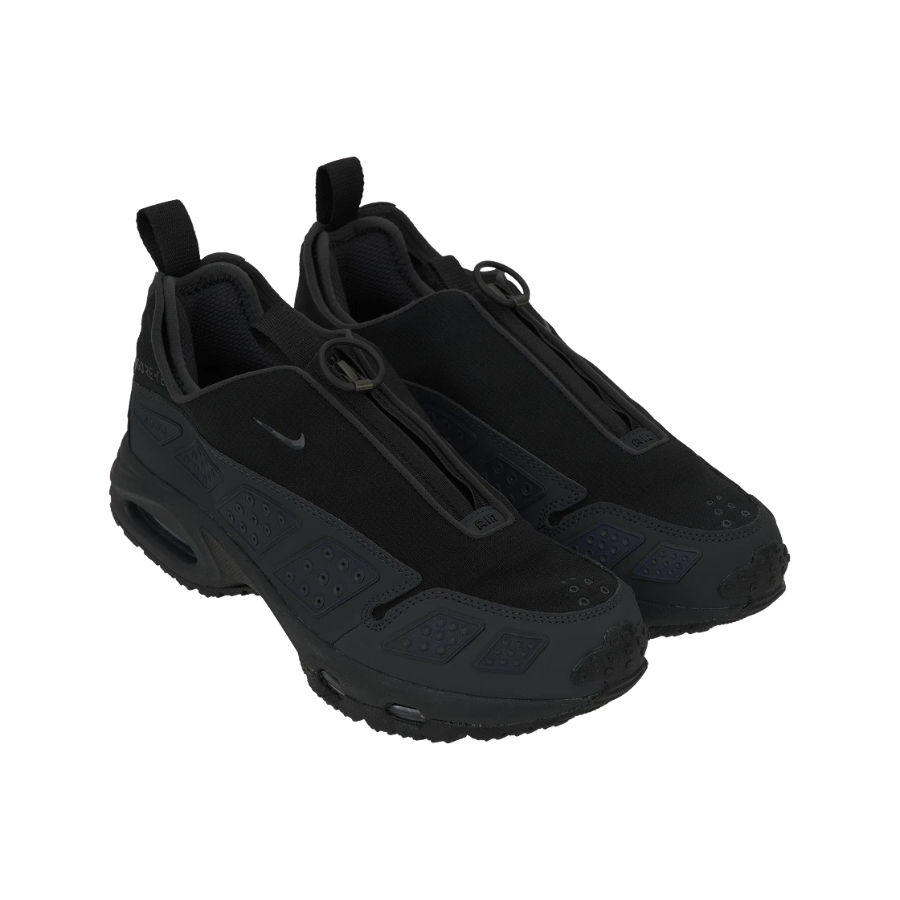 (W) Nike Air Max SNDR Gore-Tex Black and Dark Smoke Grey