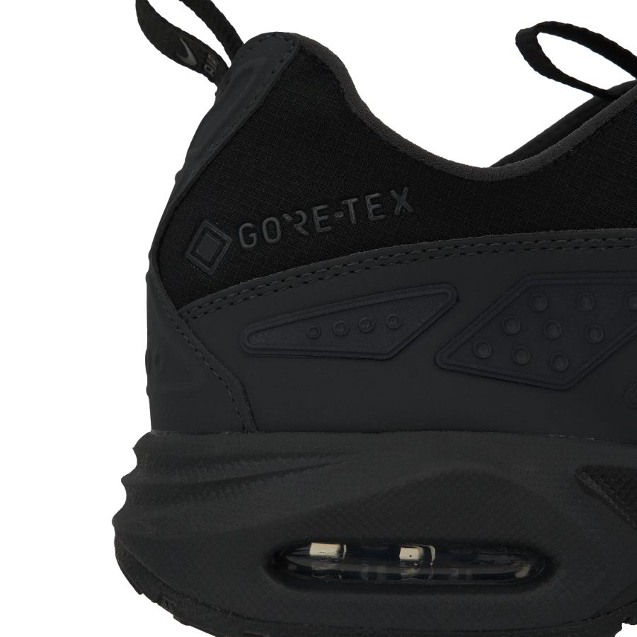 (W) Nike Air Max SNDR Gore-Tex Black and Dark Smoke Grey