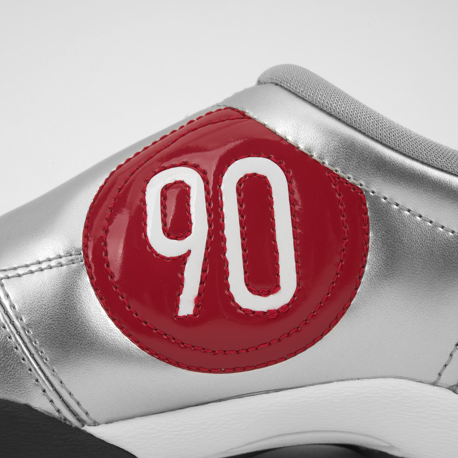 (W) Nike Total 90 Metallic Silver University Red